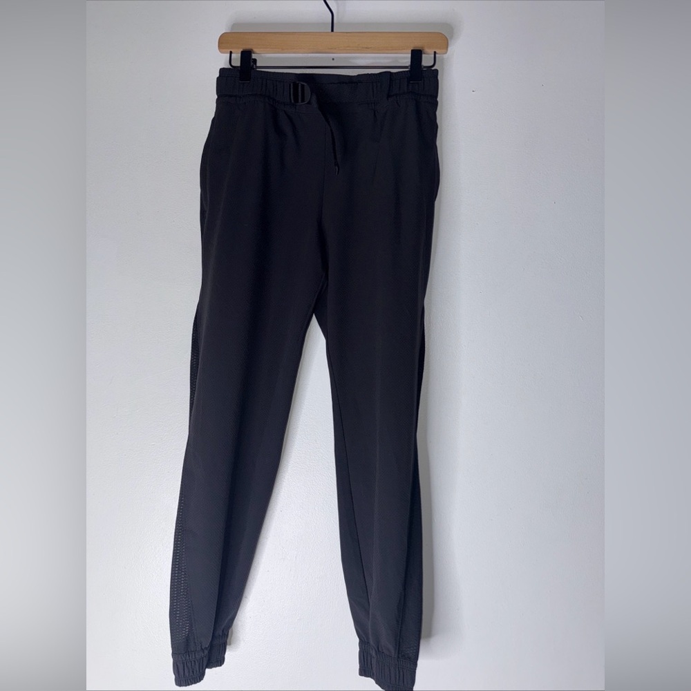 Athleta Quest Jogger Black Size 2